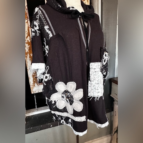POL Mixed Lace Patchwork Hoodie Top Black Boho Oversized Size Small - Picture 6 of 12